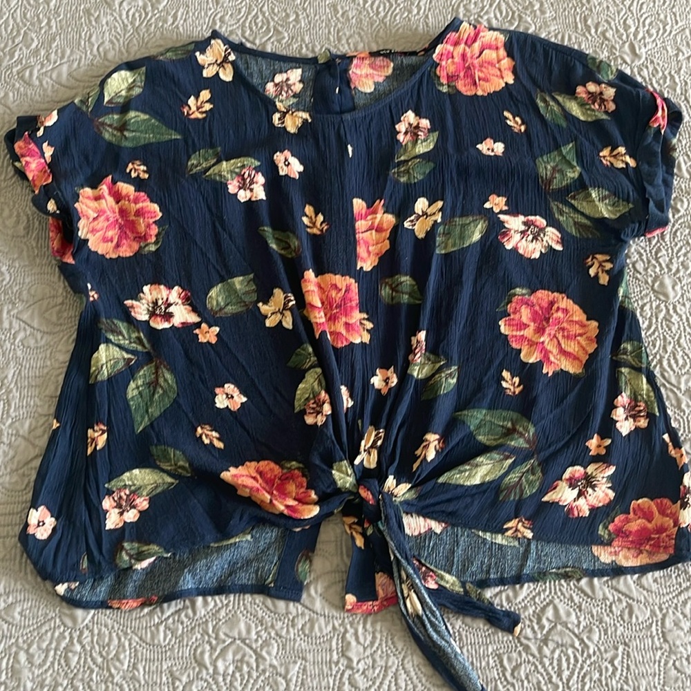 Blu Pepper floral top with front tie and button down back